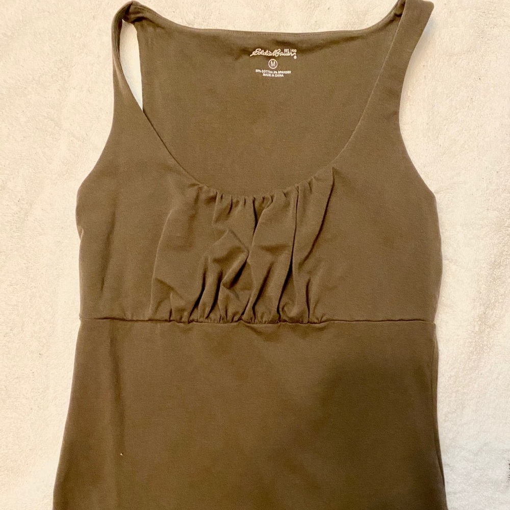 Olive Eddie Bauer tank medium